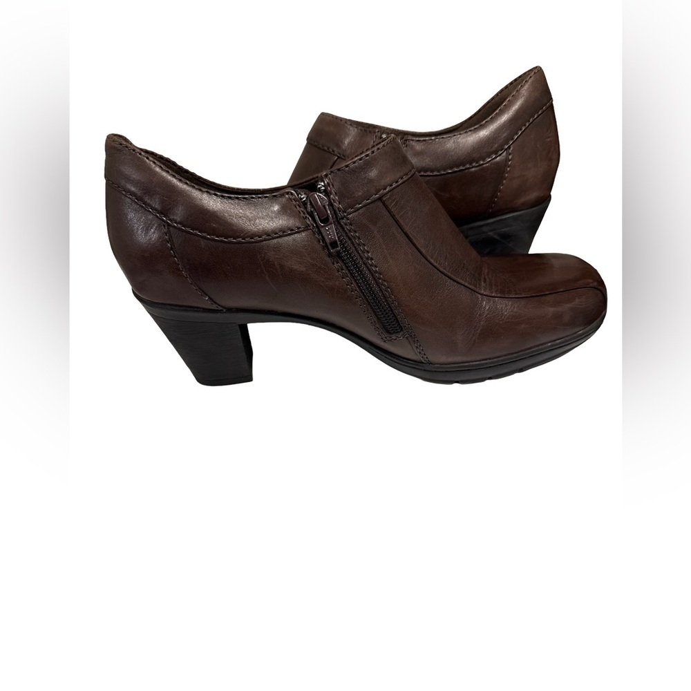 Clarks Women’s Size 9 Dark Brown Leather Ankle Heels